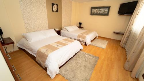 Deluxe Queen Room