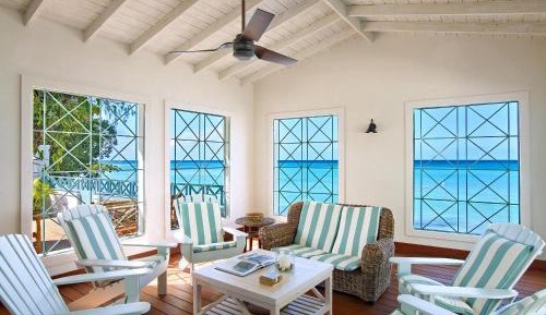 Three-Bedroom Holiday Home 