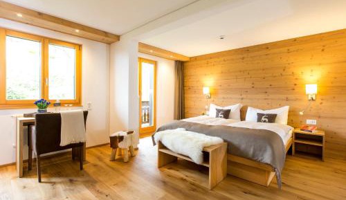 Junior Suite with Balcony