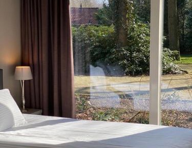 Comfort Room with Terrace