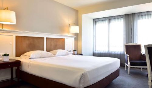 Family Interconnecting Room (2 Adults + 2 Children)