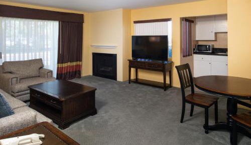 One-Bedroom Suite