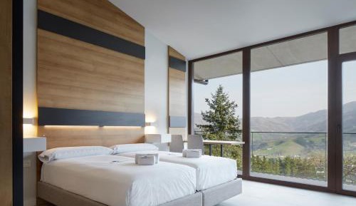 Twin Room with Balcony