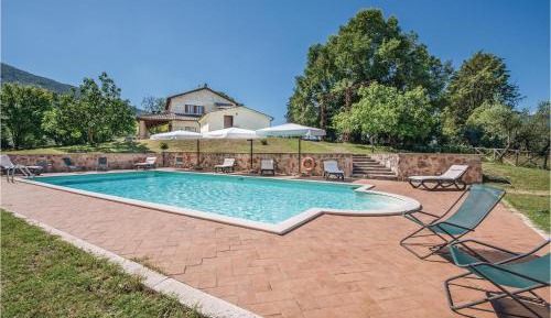 Seven-Bedroom Holiday Home