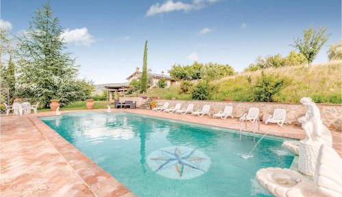 Five-Bedroom Holiday Home