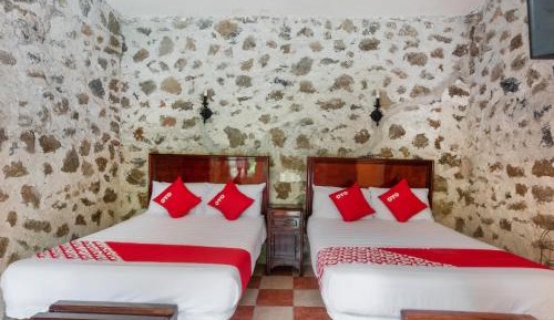 Standard Two Beds 