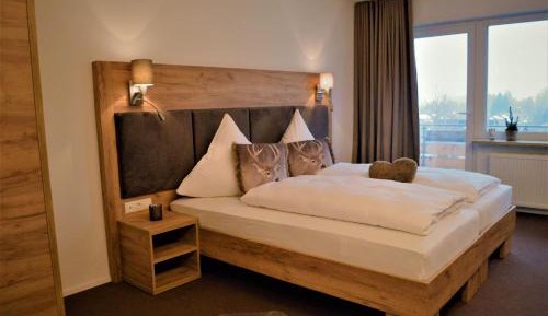 Triple Room with Mountain View