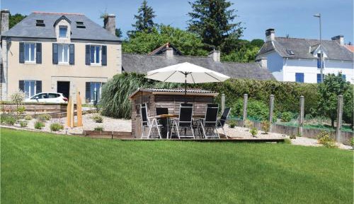 Four-Bedroom Holiday Home