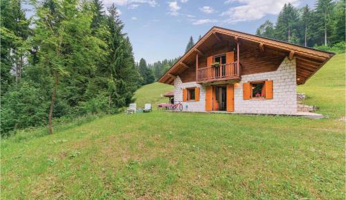 Three-Bedroom Holiday Home 