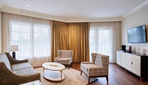Queen Suite
