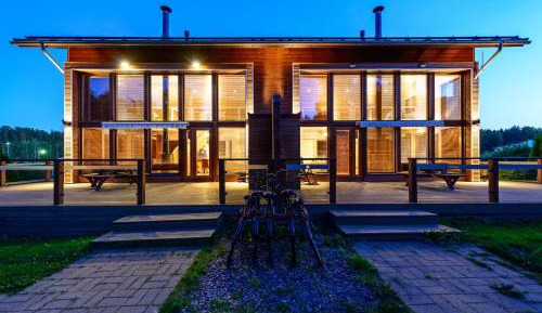 Three-Bedroom Apartment with Sauna and Private Garden View