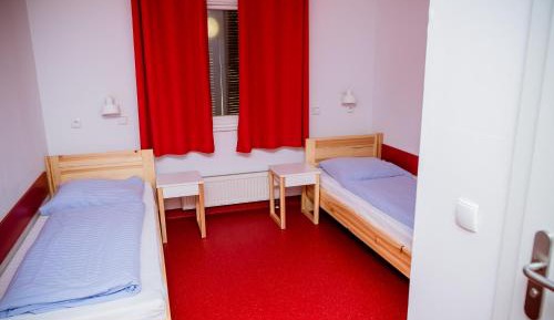 Economy Twin Room