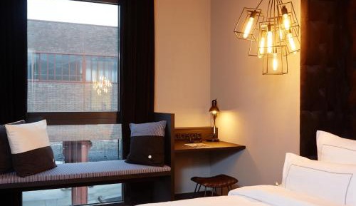 Premium Single Room