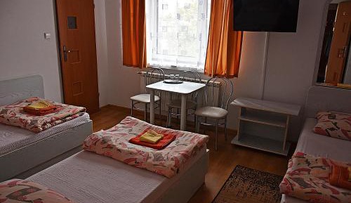 Triple Room with Private Bathroom