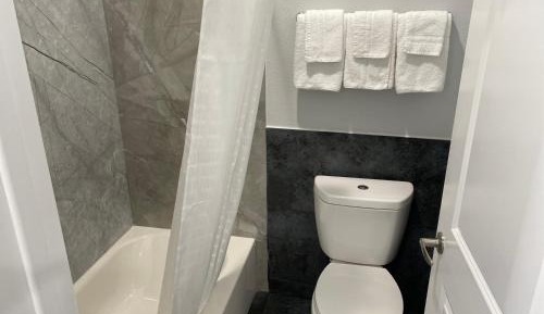 Deluxe Queen Room with Two Queen Beds