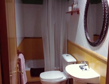 Quadruple Room with Bathroom