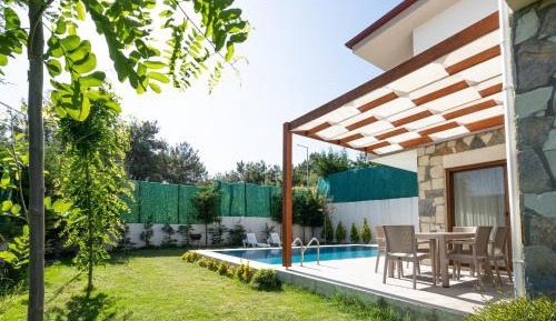 Deluxe Villa