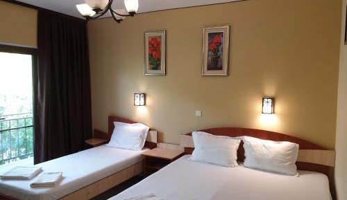 Triple Room with Private Bathroom
