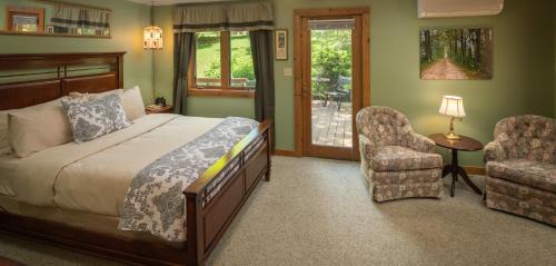 Queen Room