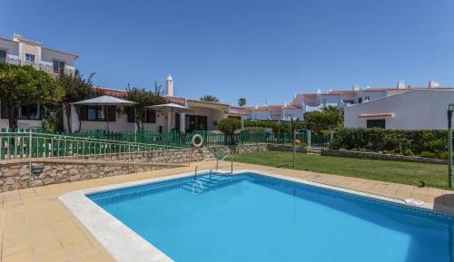 Villa with Garden View