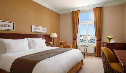 Superior King Room