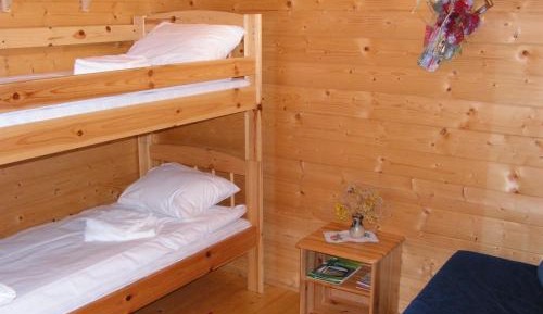 Cottage (6 Adults)