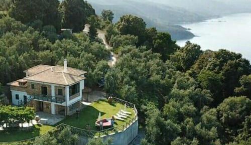 Villa with Sea View