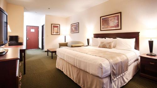 King Room with Sofa Bed - Non-Smoking