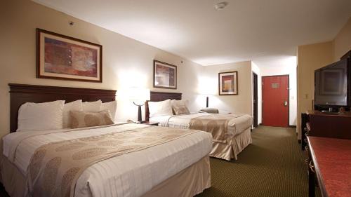 Queen Room with Two Queen Beds - Non-Smoking
