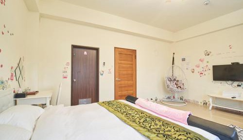 Queen Room with Balcony