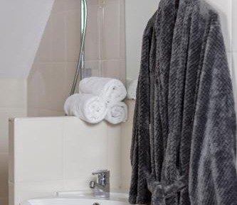Double or Twin Room with Private External Bathroom