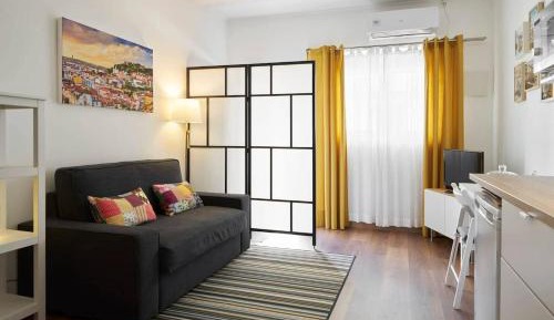 Studio Apartment