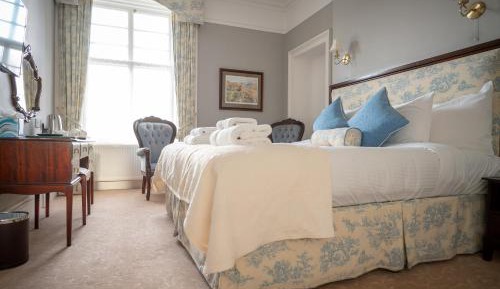 Standard Double or Twin Room with Garden View