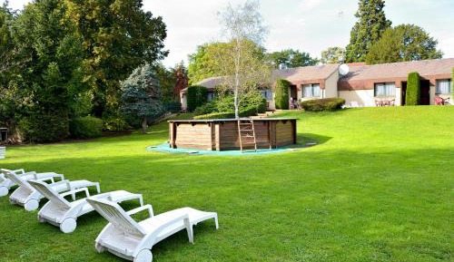 Triple Room with Garden View