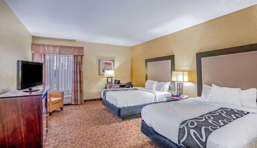 Queen Room with Two Queen Beds - Mobility Access/Non-Smoking