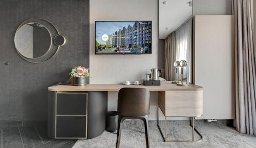 Large Single Room