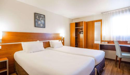 Twin Room - Non-Smoking