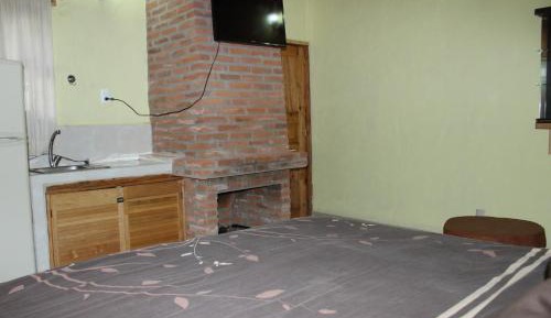 Deluxe Room (2 Adults + 1 Child)