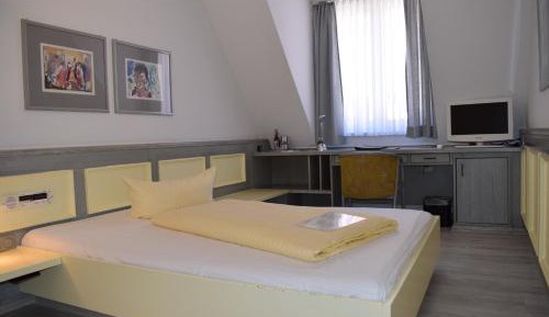 Economy Double Room