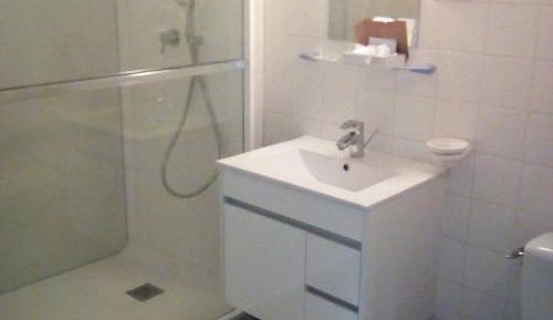 Comfort Triple Room with Shower