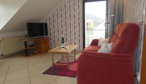 One-Bedroom Apartment with Balcony