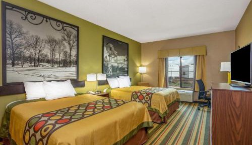 Queen Room with Two Queen Beds - Non-Smoking