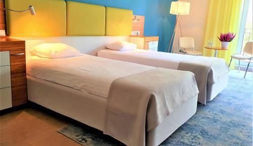 Large Twin Room