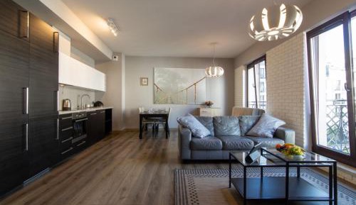 Deluxe Apartment