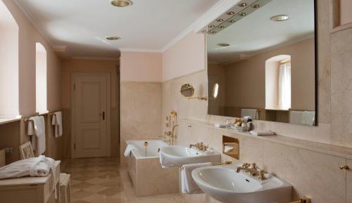 Heritage Suite