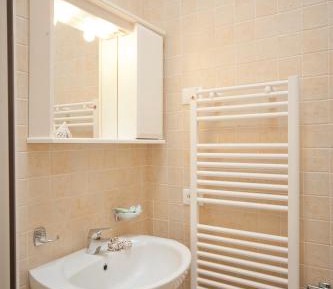 Two-Bedroom Suite (6 Adults)