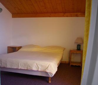 Chalet (7 Adults)