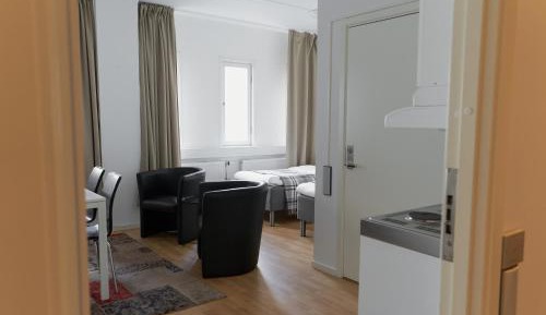 Economy Triple Room