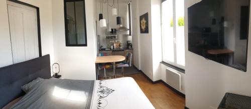 Queen Studio