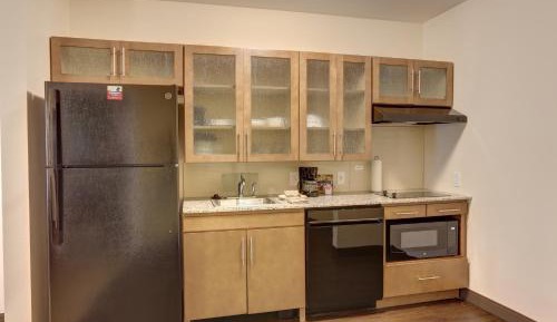 King Studio Suite